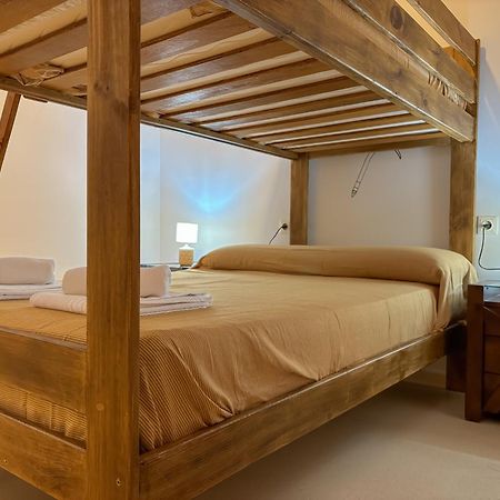Albergue Multiaventura Active Andalucia Almodovar del Rio Ngoại thất bức ảnh