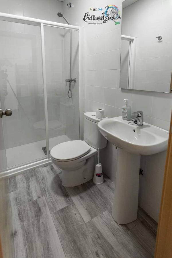 Albergue Multiaventura Active Andalucia Almodovar del Rio Ngoại thất bức ảnh