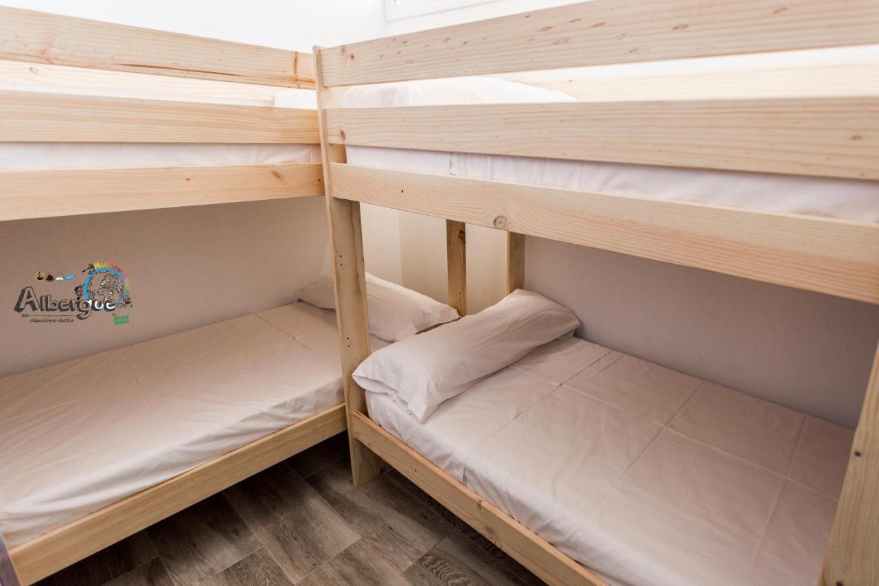 Albergue Multiaventura Active Andalucia Almodovar del Rio Ngoại thất bức ảnh